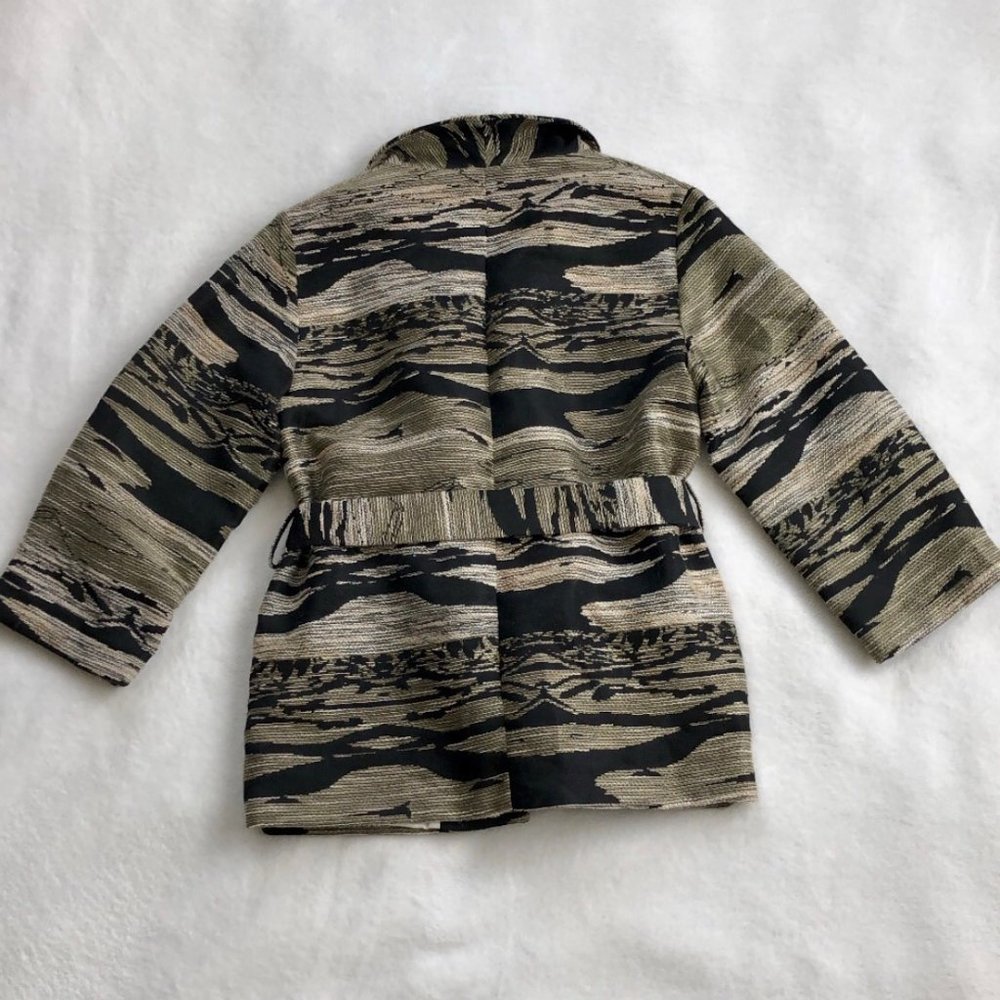 Wrap-style wool jacket with abstract print - Picture 3 of 4